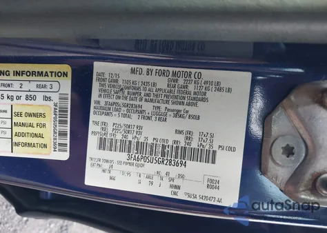 2016 Ford Fusion Energi Titanium z USA, uszkodzony, nr VIN 3FA6P0SU5GR283694